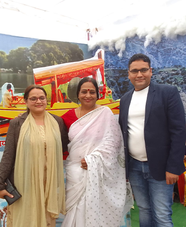  भोपाल में राष्ट्रीय बालरंग महोत्सव के आयोजन में विश्व प्रसिद्ध व्यक्तित्व और मैम का  मार्गदर्शन मिला।